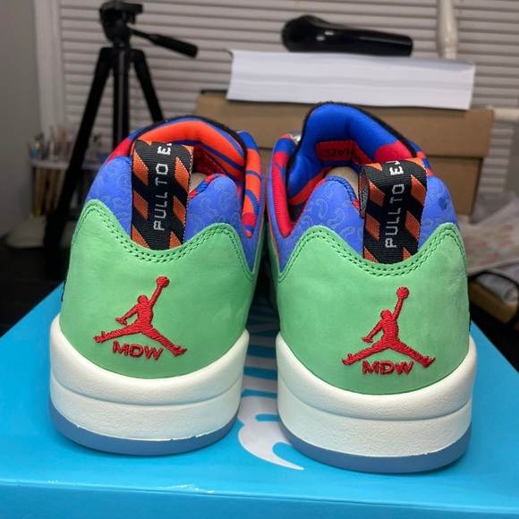 Jordan Retro 5”Doernbecher - Picture 2 of 4